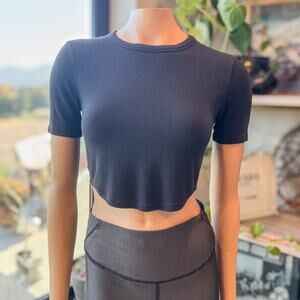 Lululemon Black Hold Tight Cropped Short Sleeve Ribbed T-Shirt, Women’s 6